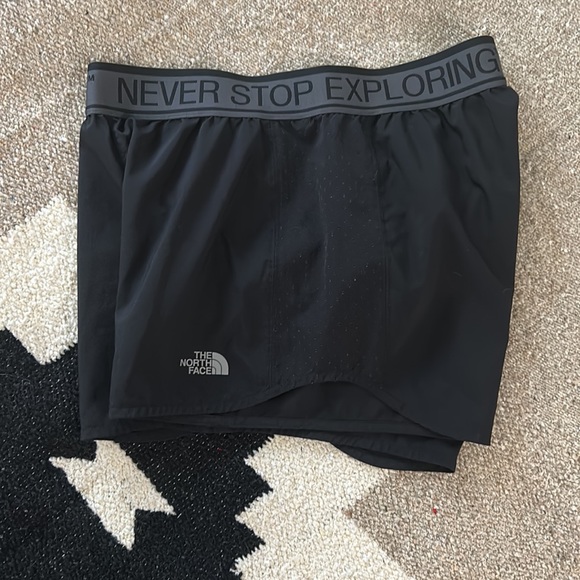 Shorts - Picture 6 of 6